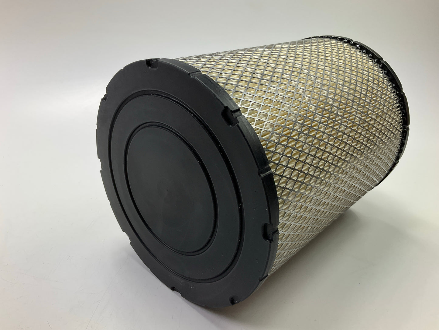 Carquest 87326 Air Filter - Replaces 42326, B085046, 3I2126, 3924540, PA3867