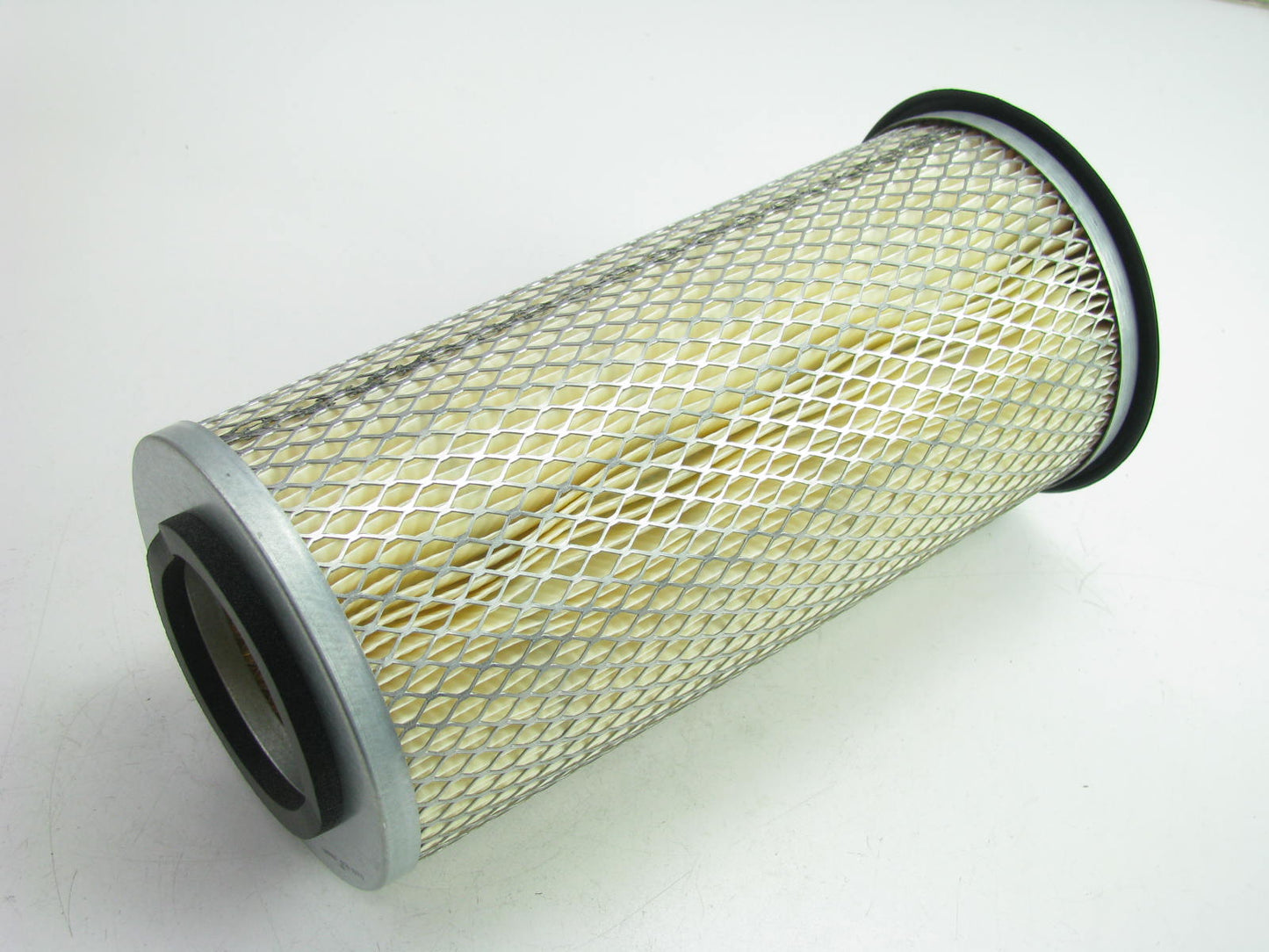 Carquest 87532 Air Filter Replaces: 42532 A53261 AF585 AF1744M P526500 PA2513