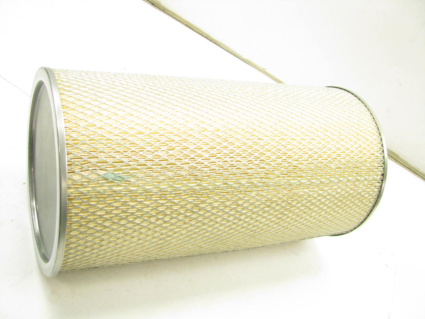 Carquest 87576 Air Filter - Replaces WIX 42576; LUBERFINER LAF22093, Delco A313C