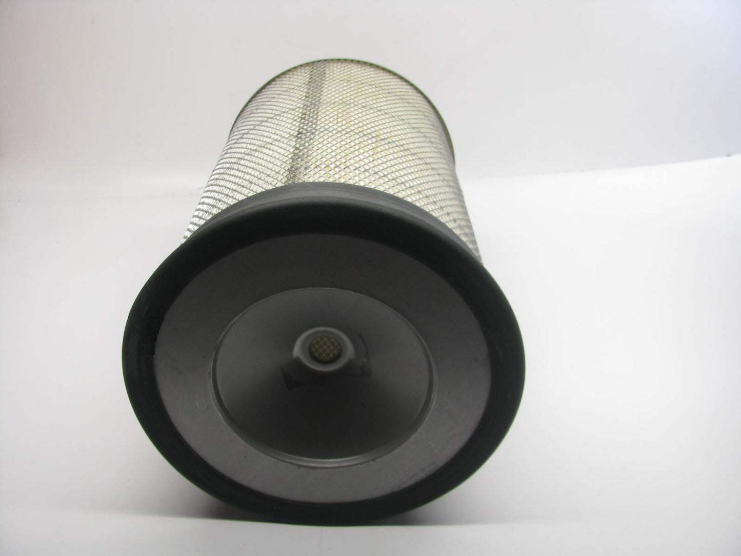 Carquest 87627 Air Filter Replaces CA572 46630 A63408 LAF1819 AF333 AF906