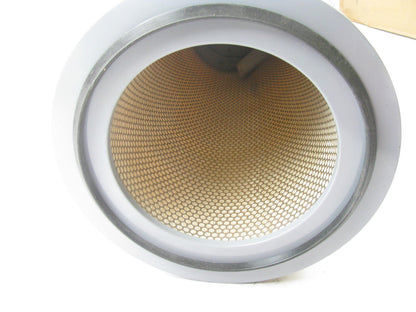 Carquest 87661 Air Filter Replaces 42661 A82893 LAF6880 AF306 AF865M