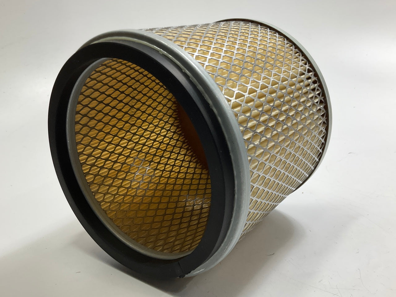 Carquest 87673 Air Filter Replaces 42673 70221N LAF1136 AF437 CA1562SY AF1676