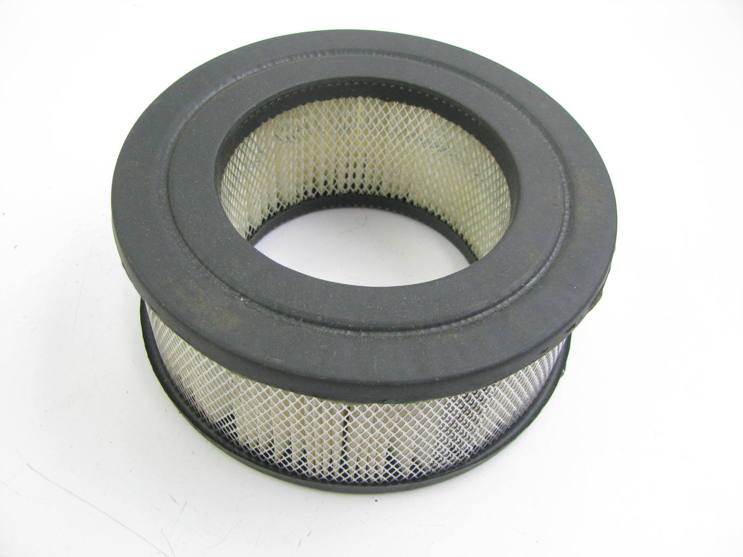 Carquest 87710 Air Filter Replaces CA8587 42710 LAF5827 AF4106 P606074