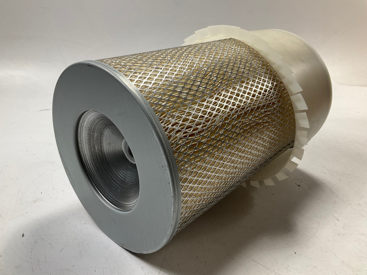 Carquest 87735 Air Filter - Replaces PA3862FN, P772587, LAF8729, 42735, 1930604