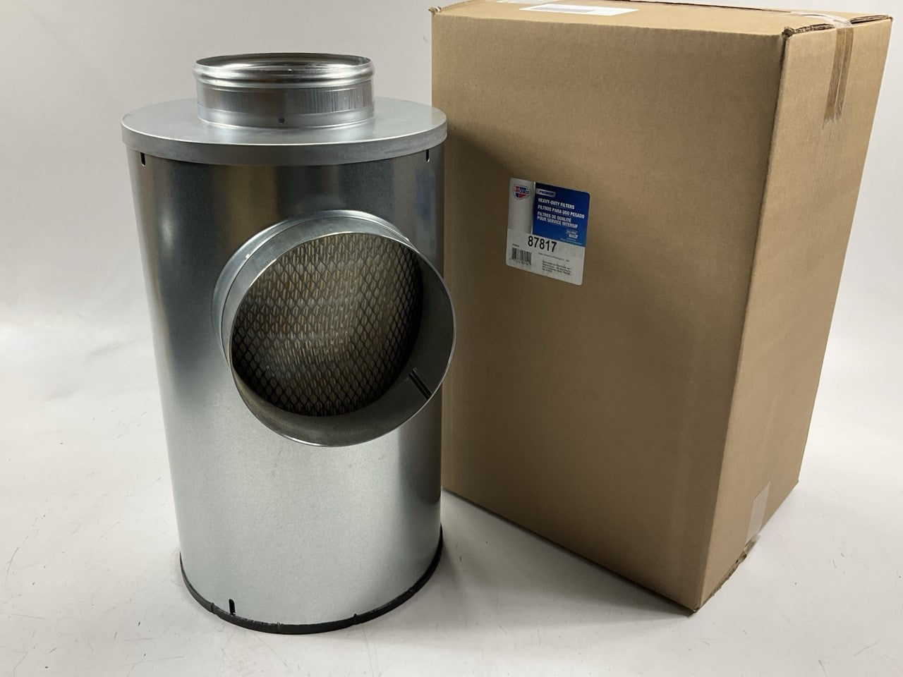 Carquest 87817 Engine Air Filter For 1995-2007 Peterbilt 330, Replaces Wix 54281