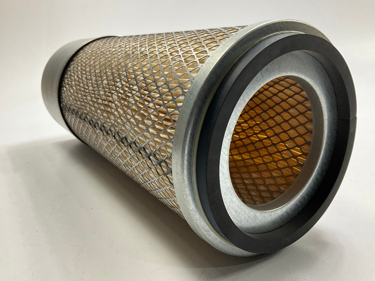 Carquest 87870 Air Filter Replaces 42870 516422M91 LAF5254 PA1831 AF1655 P607287
