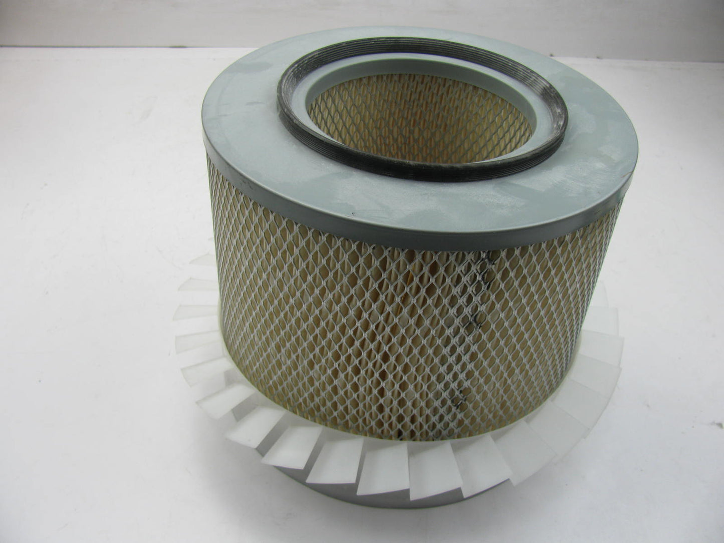 Carquest 87914 Air Filter Replaces 42914 CAK503 A32229 LAF506 AF196K AF477K