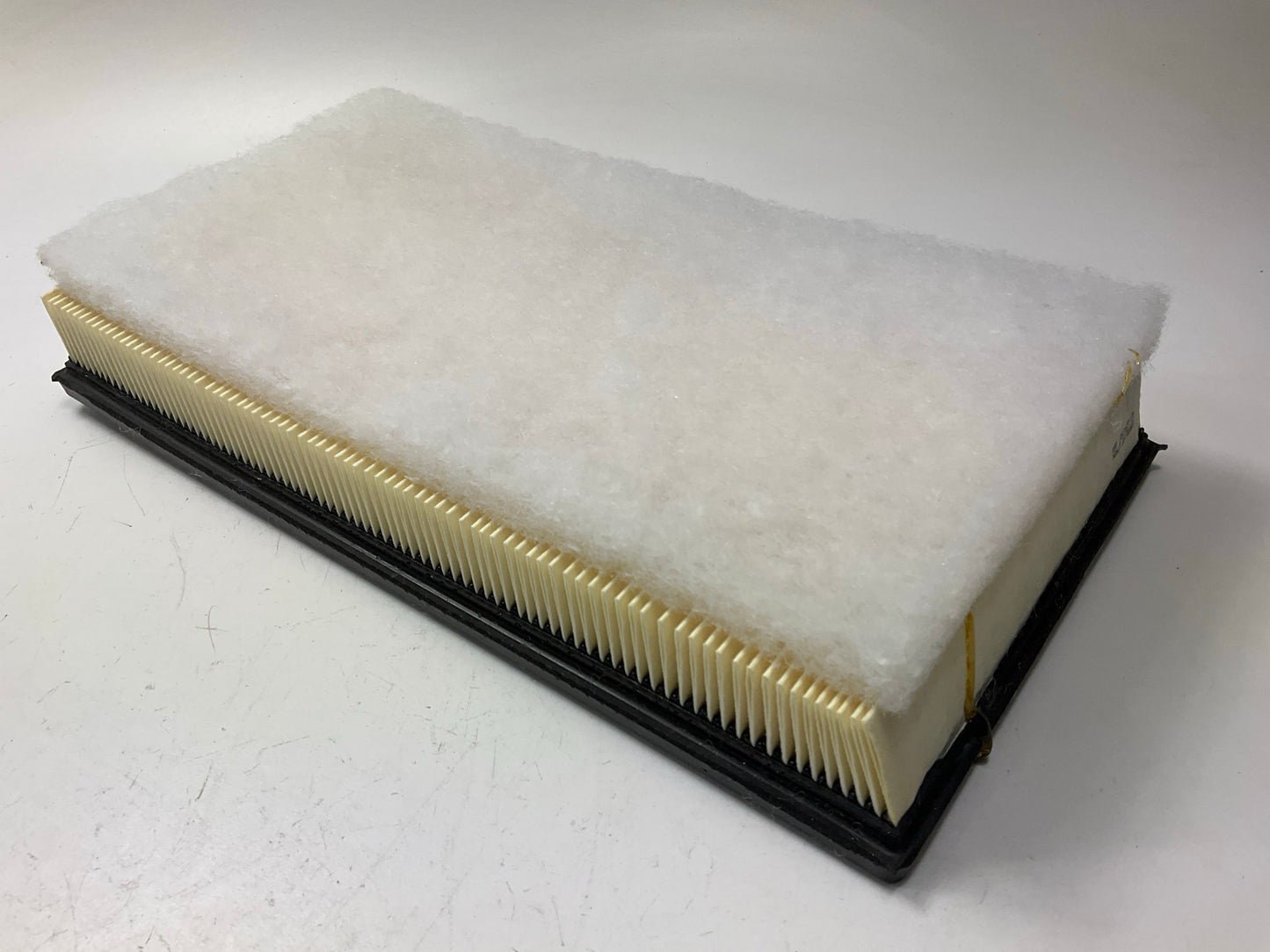 Carquest 88484 Engine Air Filter - Replaces WIX 46484, FA1675; F81A-9601-AA