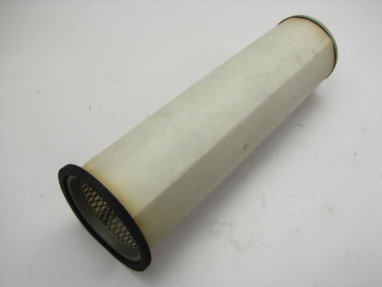 Carquest 88560 Air Filter Replaces: 46560 PA2427 P119778 AF4150 AF515 LAF1725