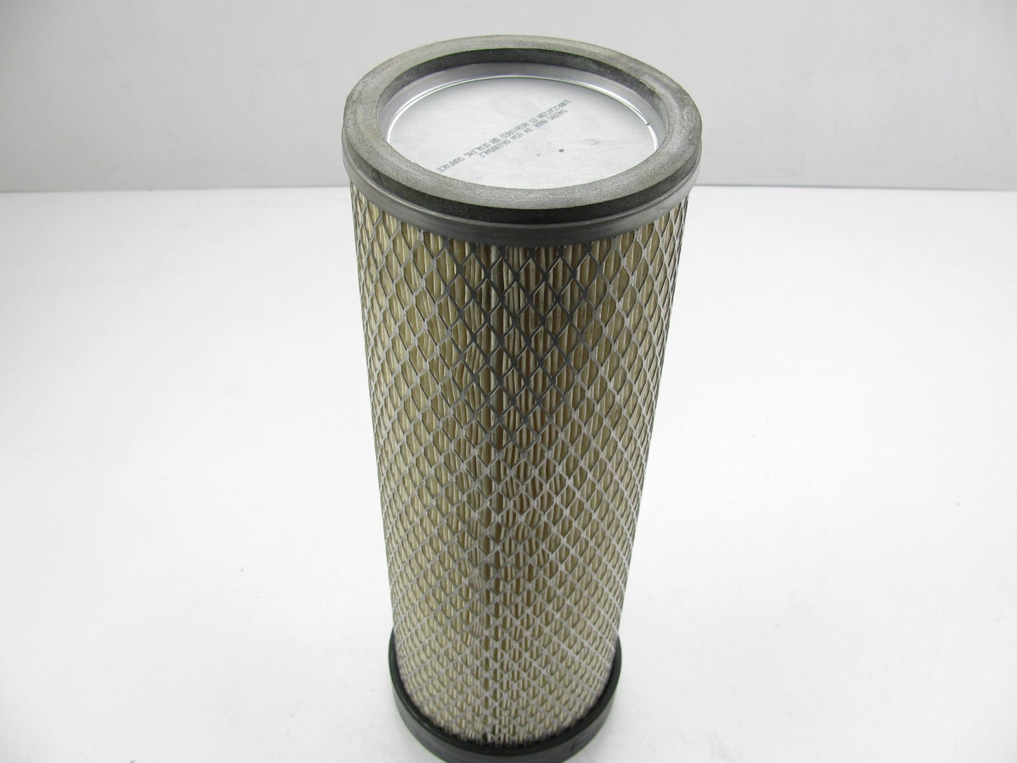 Carquest 88595 Air Filter Replaces: 46595 A65004 LAF4504 AF25130M P532504 94595
