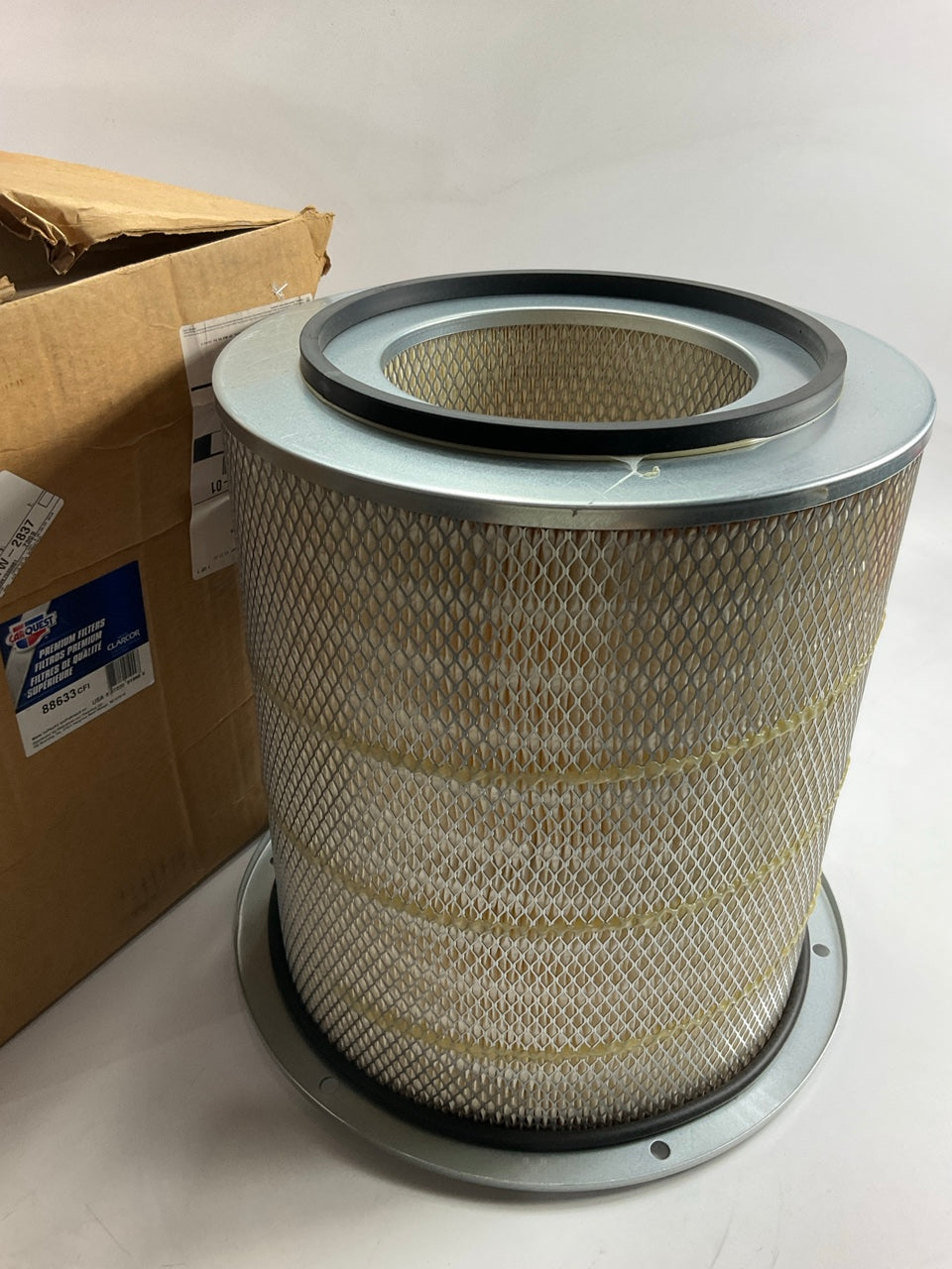 Carquest 88633 Heavy Duty Air Filter Replaces 46633 P522196 AF1765M AF647 CA2511