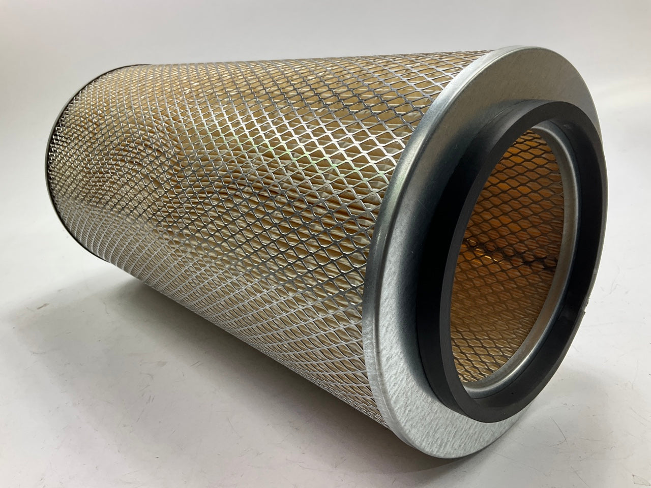 Carquest 88712 Air Filter - Replaces AT81018, S238646, 9Y6845, 1249057H1, 46712
