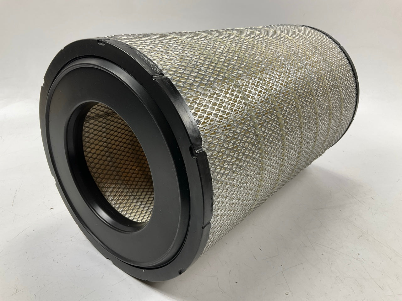 Carquest 88811 Air Filter Replaces WIX 46811, DONALDSON P548900