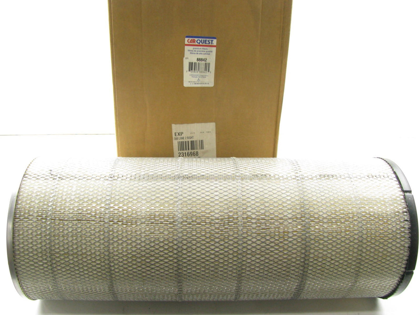 Carquest 88842 Heavy Duty Air Filter - Replaces 46842, 3076CA7727, 1698941C1