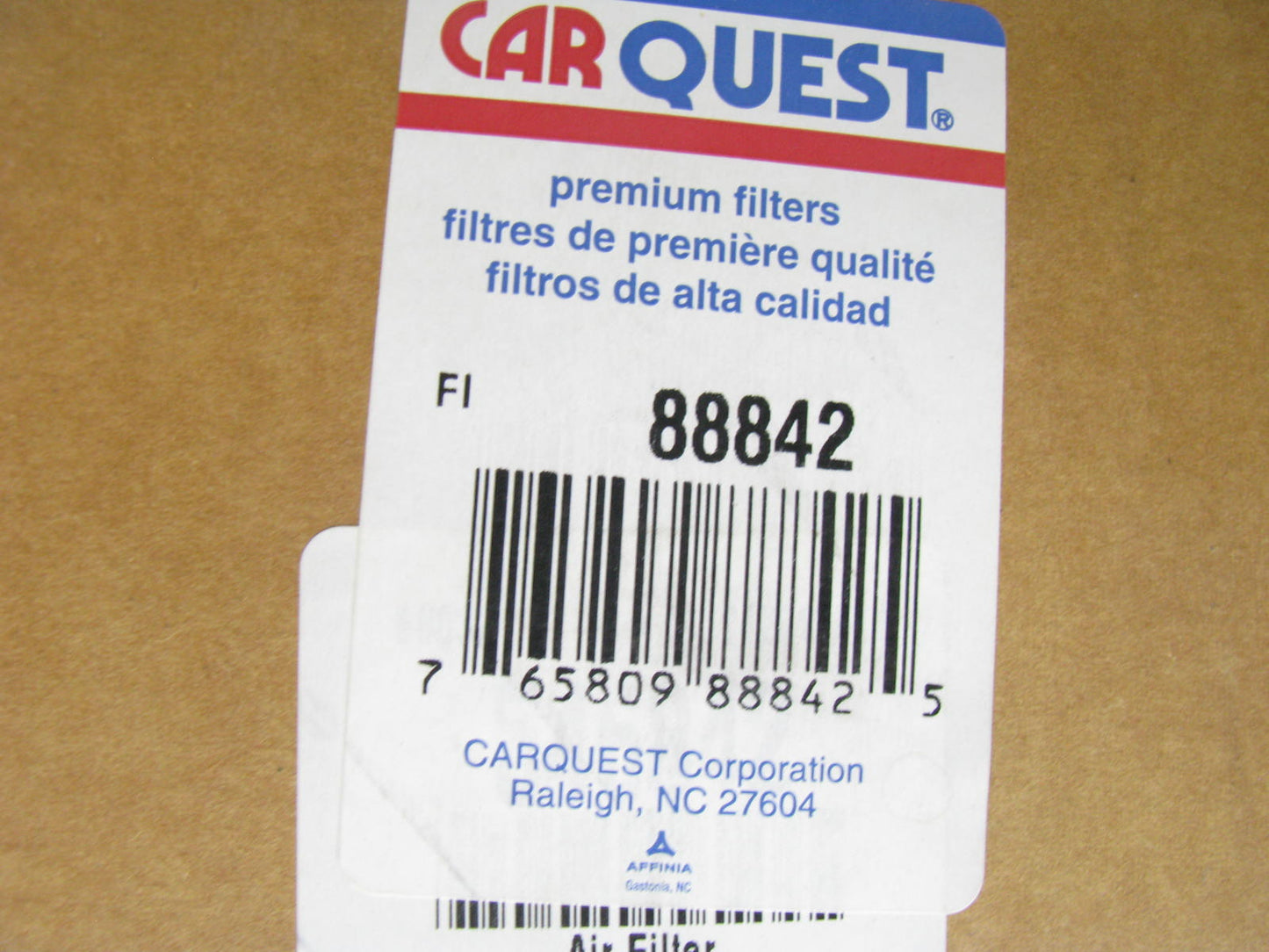 Carquest 88842 Heavy Duty Air Filter - Replaces 46842, 3076CA7727, 1698941C1
