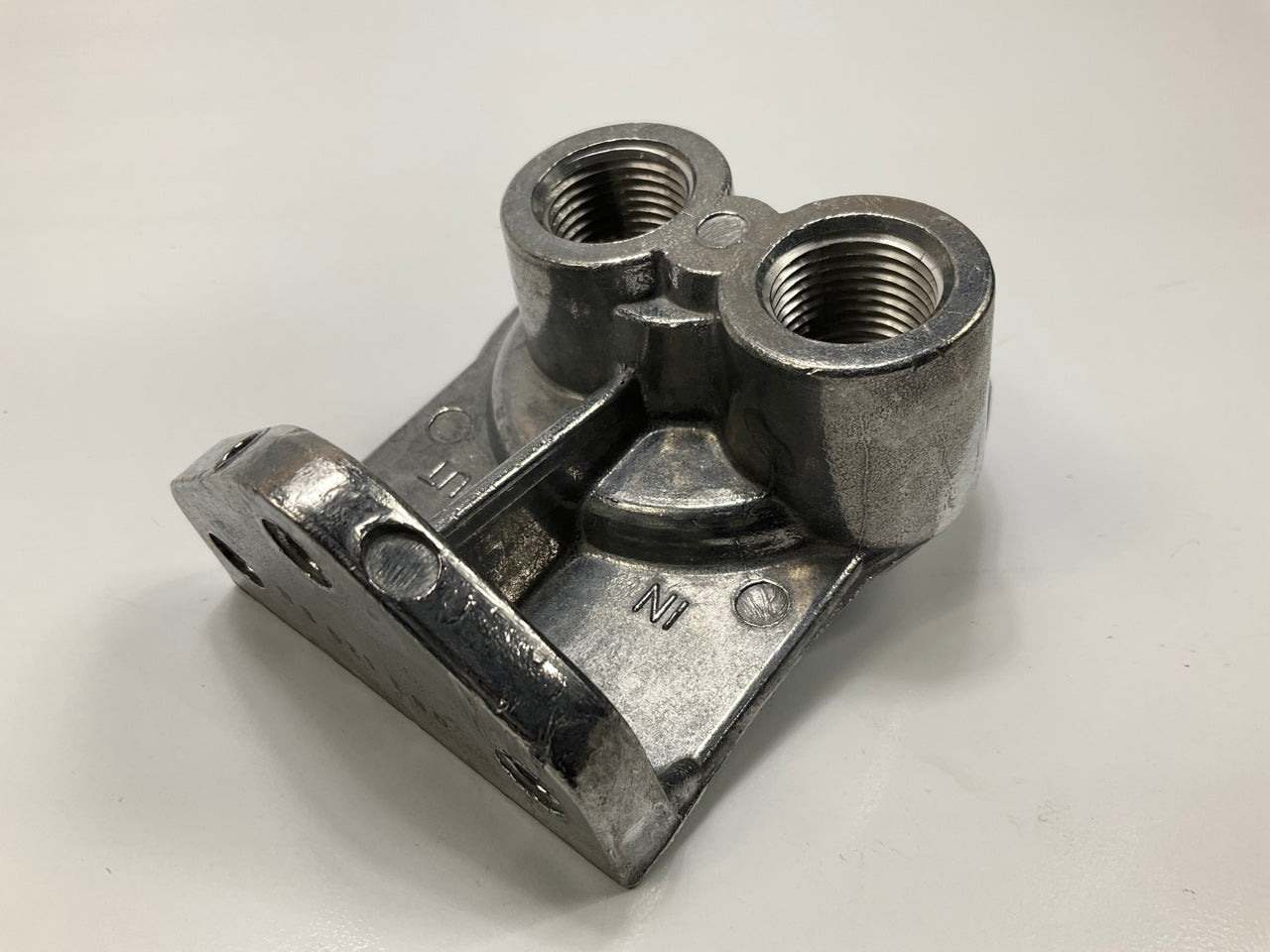 Carquest 89762 Engine Oil Filter Housing Mount Adapter, Replaces 24762, HPK2