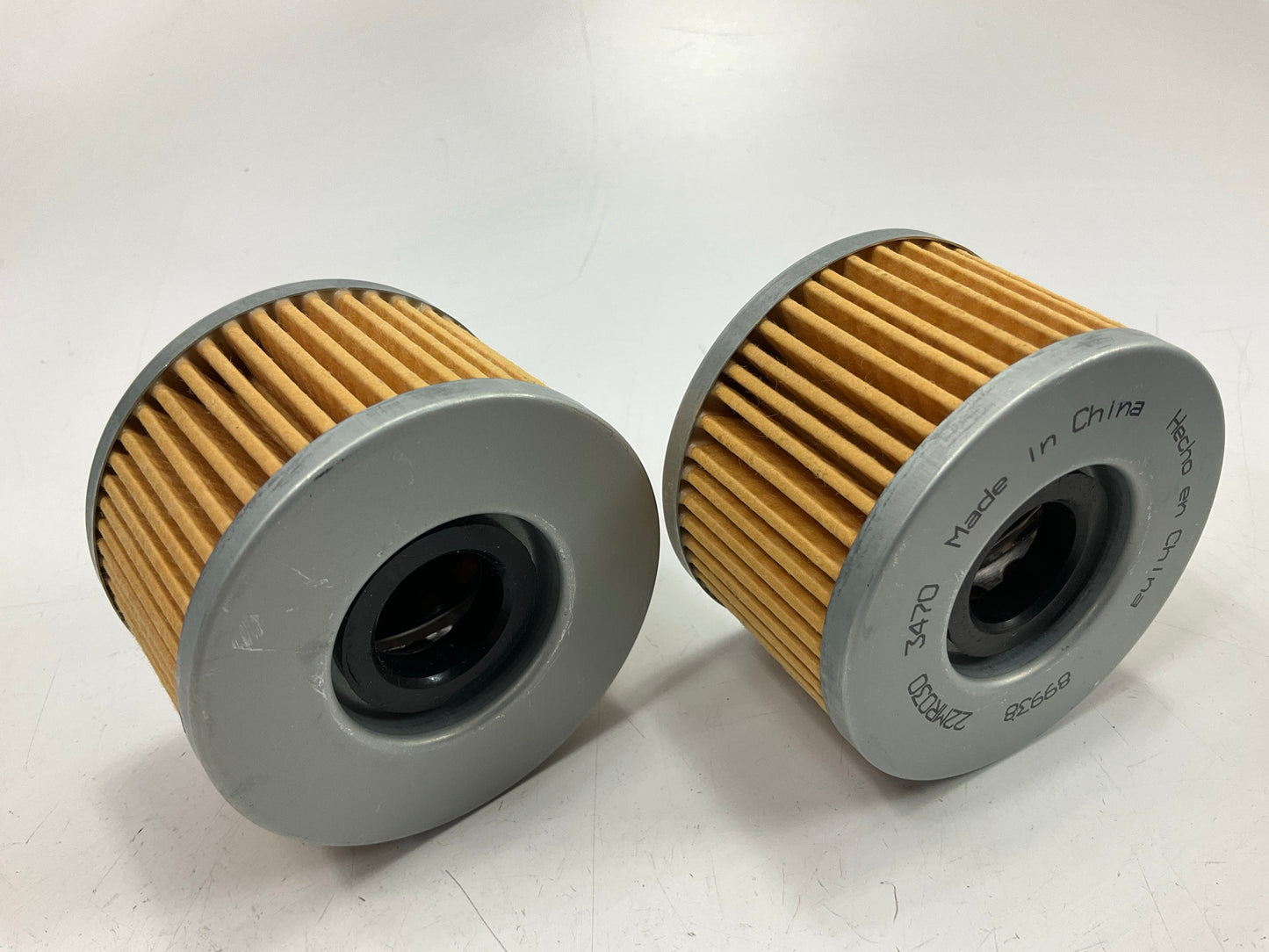 (2) Carquest 89938 Oil Filter Replaces CH6007 57938 ML16808 P7007 LF657 89939