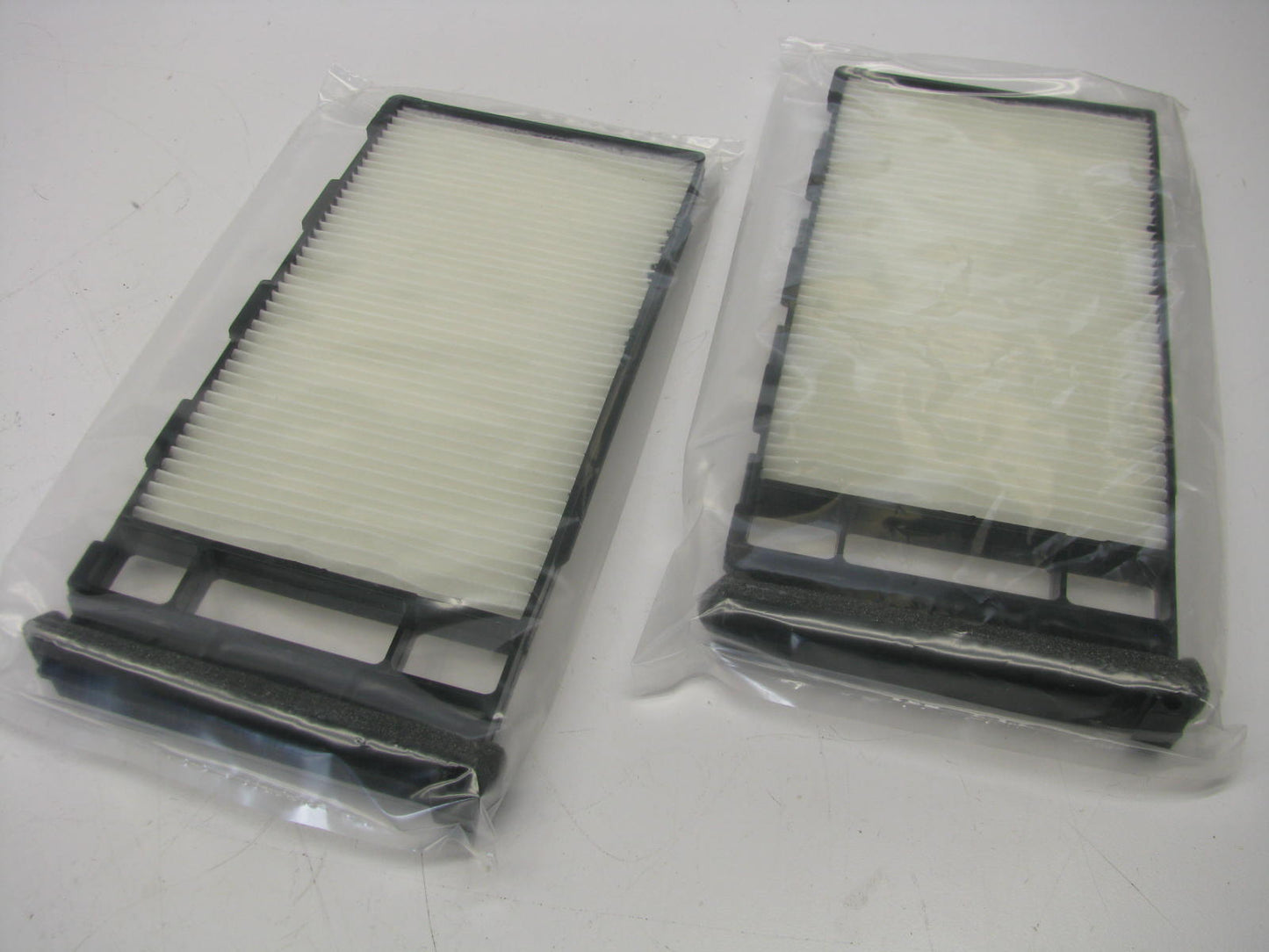 (2) Carquest 90102P Cabin Air Filter For 1998-04 Nissan Frontier 2000-04 Xterra
