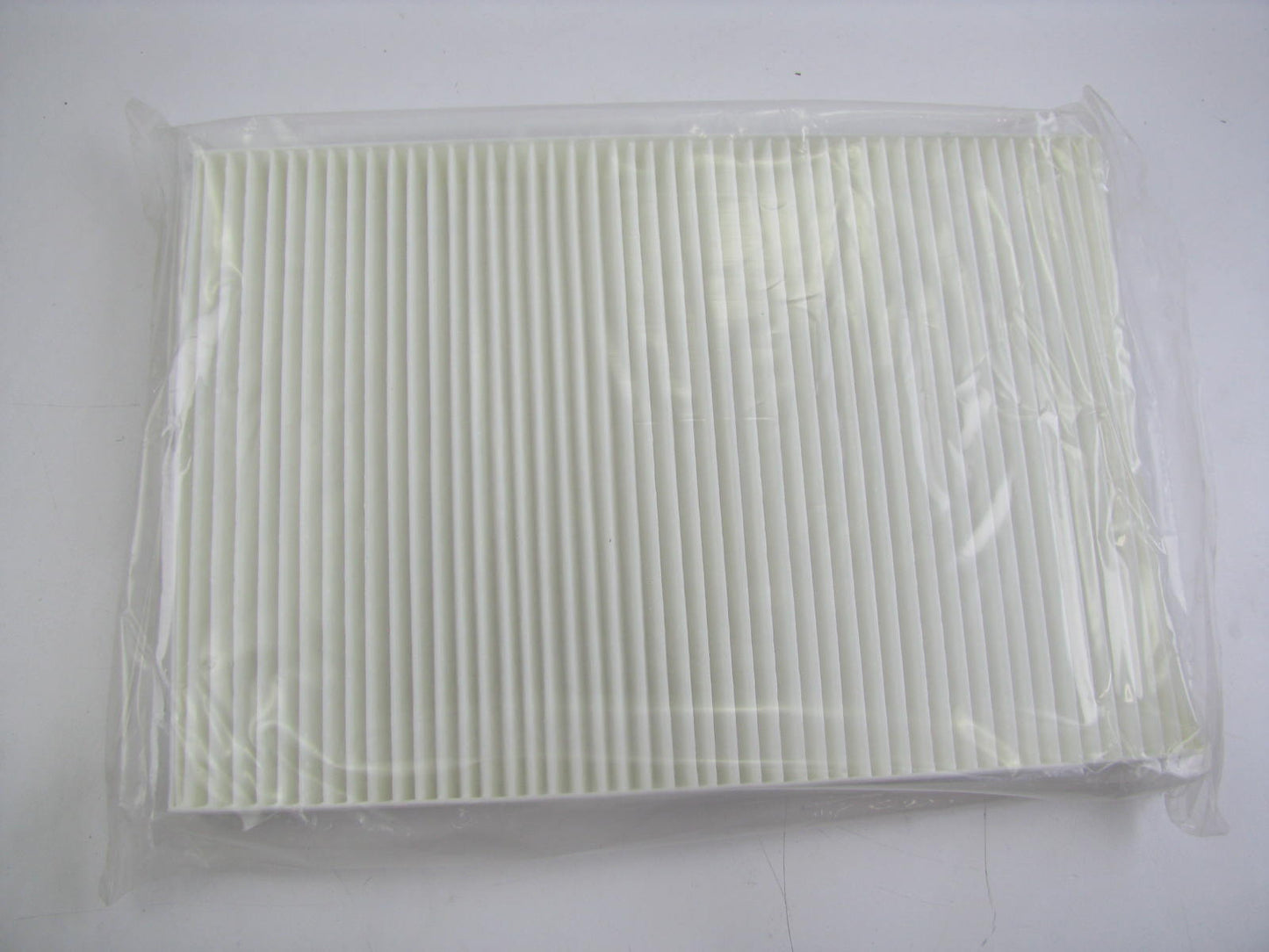 Carquest 90140C Cabin Air Filter Replaces CF9785 24726 C45772C CAF1843C CF-170