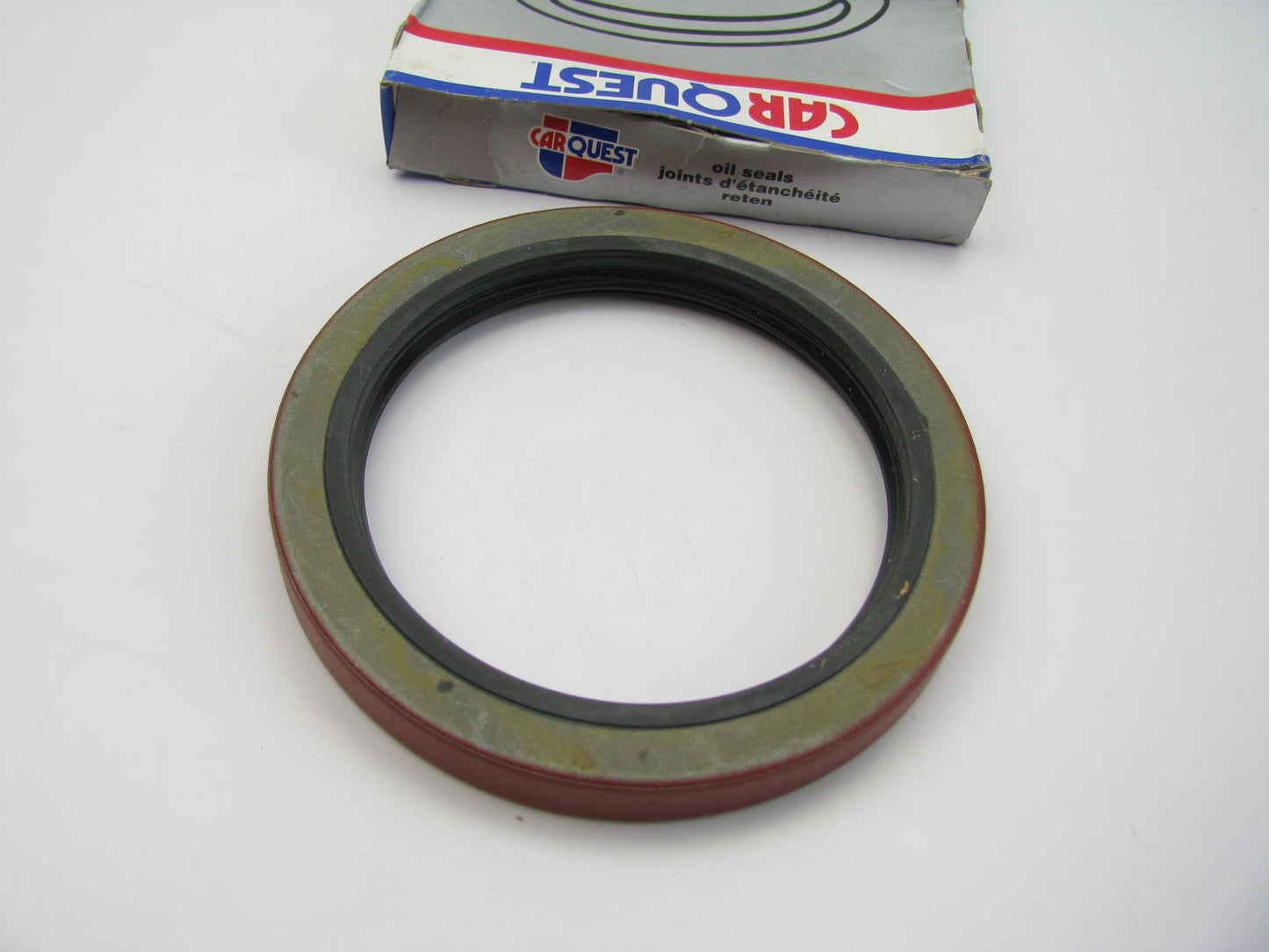 Carquest 9128S REAR Wheel Seal 5.506'' OD X 4.166'' ID X 0.6'' Wide ( National )