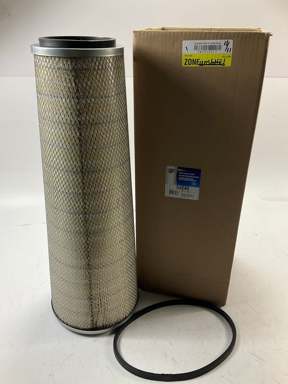 Carquest 93240 Heavy Duty Air Filter Replaces D8HZ-9601-B, 8997222, 526059-C91
