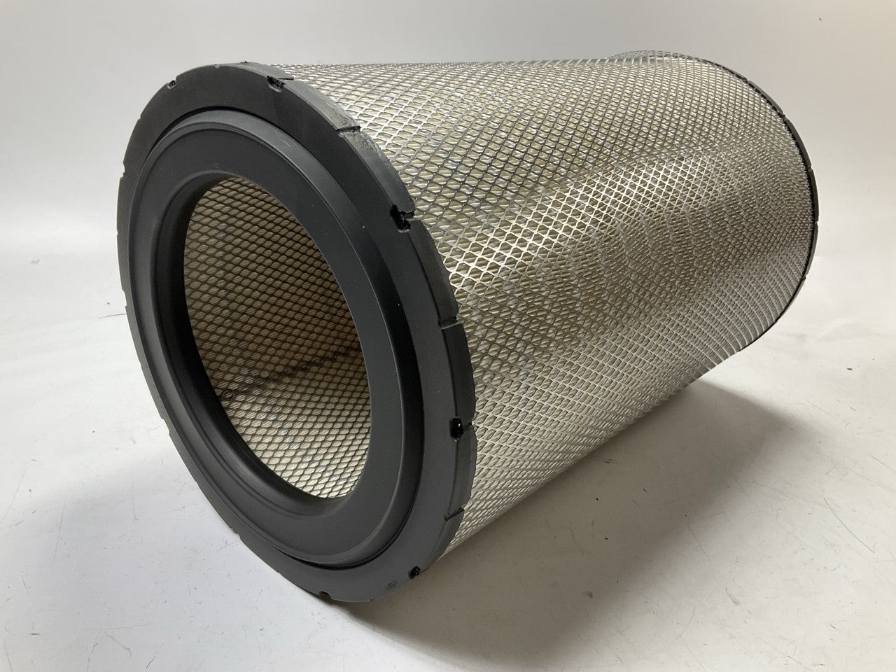 Carquest 93269 Air Filter - Replaces RS5459, P783611, AF26490, WA10019, 11110532