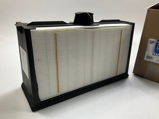 Carquest 93768 Engine Air Filter Replaces WA10705, PA31012; 5261248; FA1917