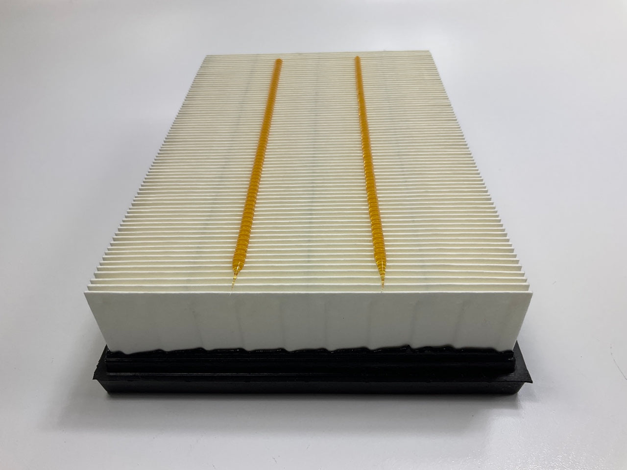 Carquest 93932 Engine Air Filter - 2019-2023 Ford Transit Connect 2.0L