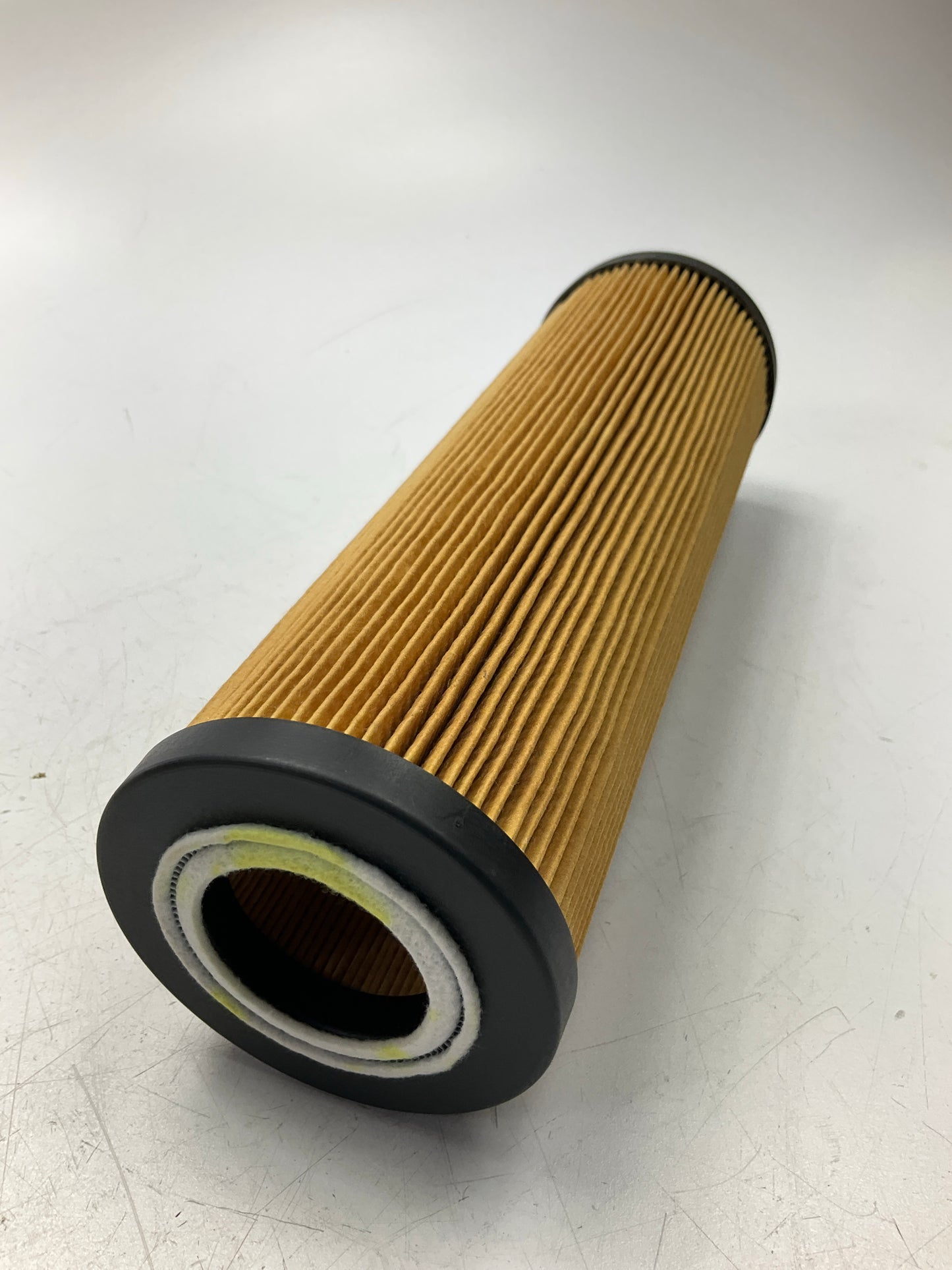 (2) Carquest 94346 Engine Oil Filter For Scania G, P, R