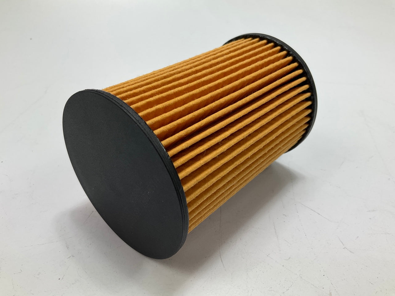 (2) Carquest 95088 Fuel Filters - Replaces WF10233, 8981653750, P40052, 98165375