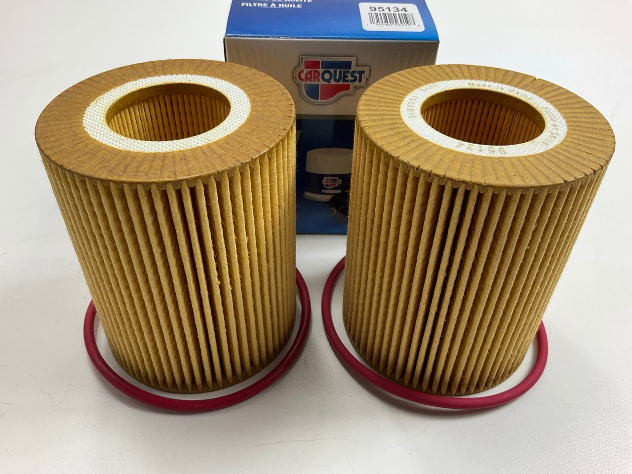 (2) Carquest 95134 Engine Oil Filter (Replaces Wix #  WL7490)