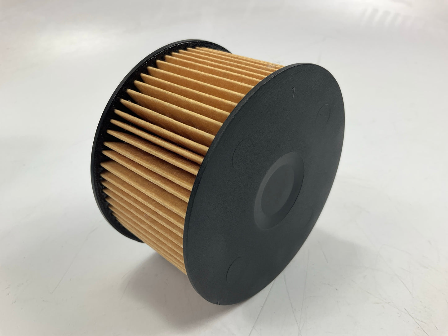 Carquest 95142 Engine Oil Filter For 2016-2018 Smart Fortwo