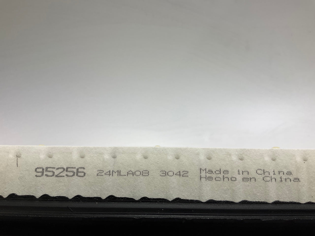 (2) Carquest 95256 Engine Air Filter