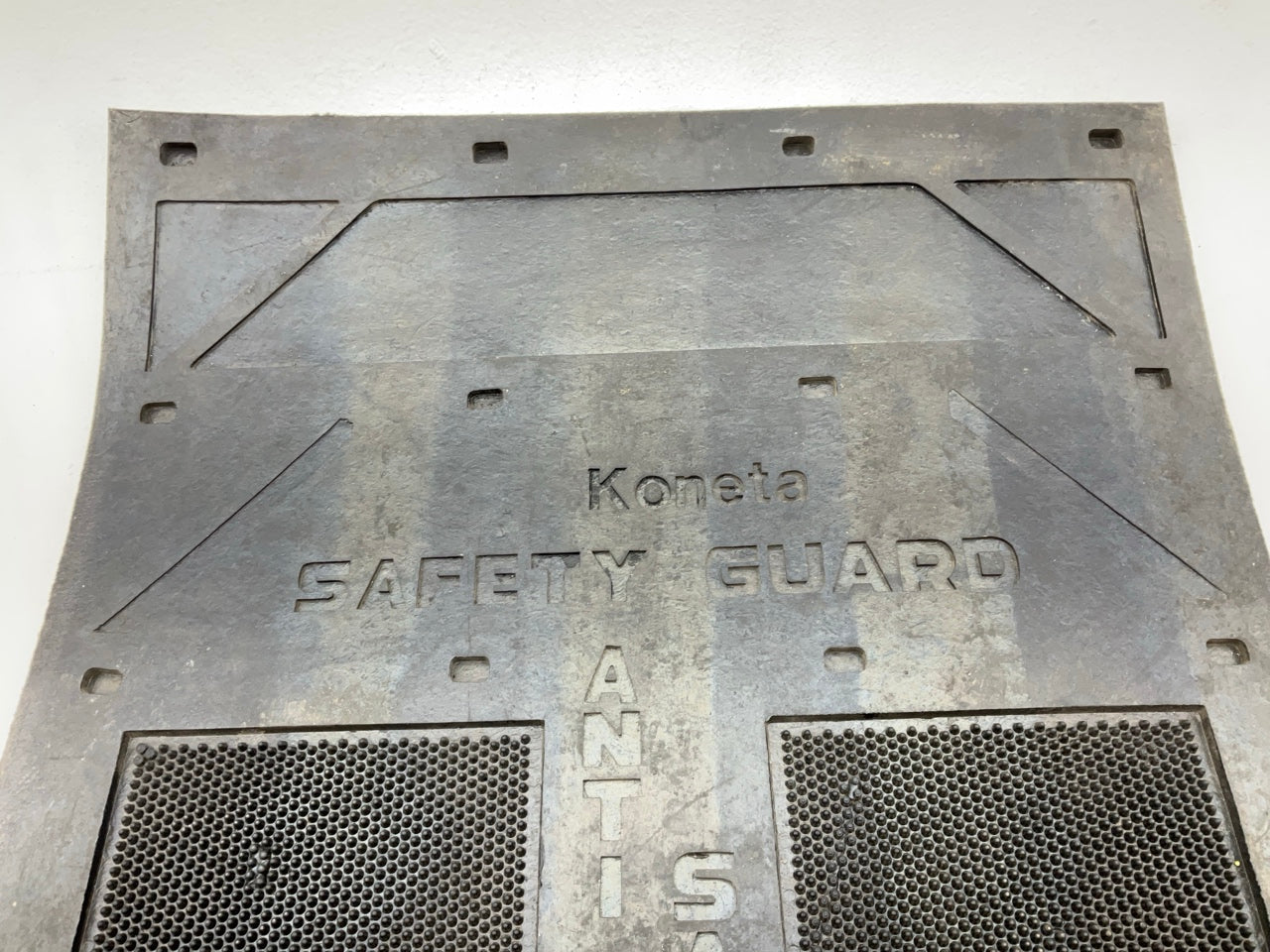 Carquest 95982 Rubber Koneta Safety Guard Mud Flap 24'' W X 36'' L X 1/2'' Thick