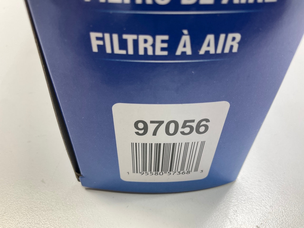 (2) Carquest 97056 Engine Air Filter For 2018-2025 Land Rover Discovery Sport
