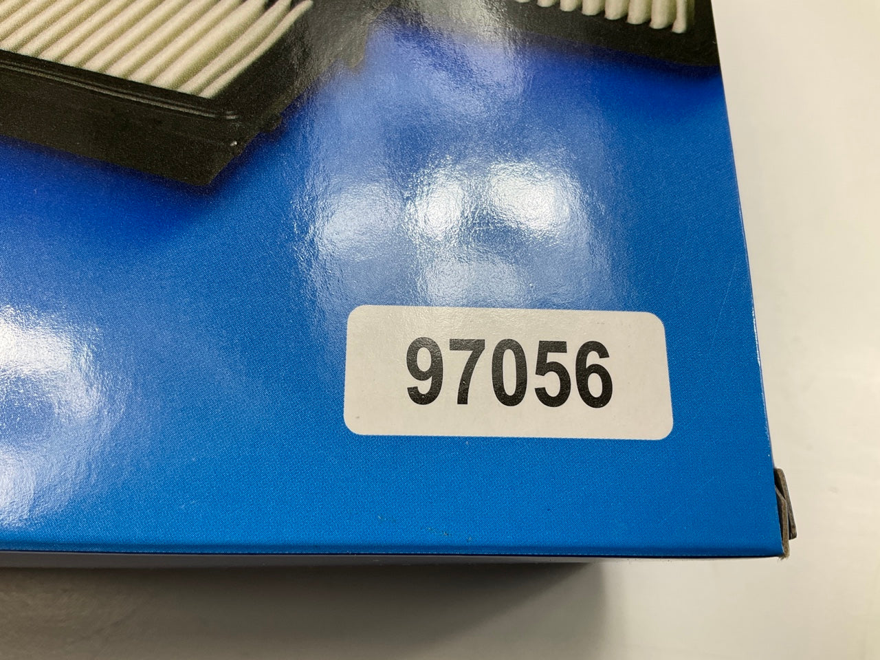 Carquest 97056 Engine Air Filter For 2018-2025 Land Rover Discovery Sport