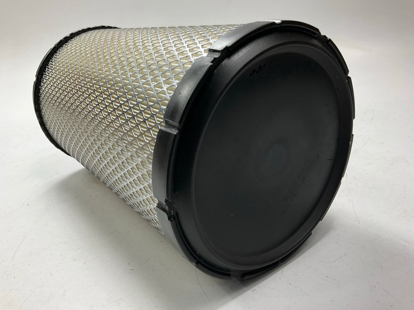 Carquest 97466 Air Filter - Replaces RE587792, P635447, RS30347, AF4192
