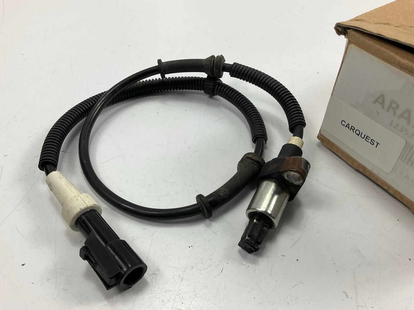 Carquest ARA1225 Front ABS Wheel Speed Sensor For 1998-2002 Ford Crown Victoria