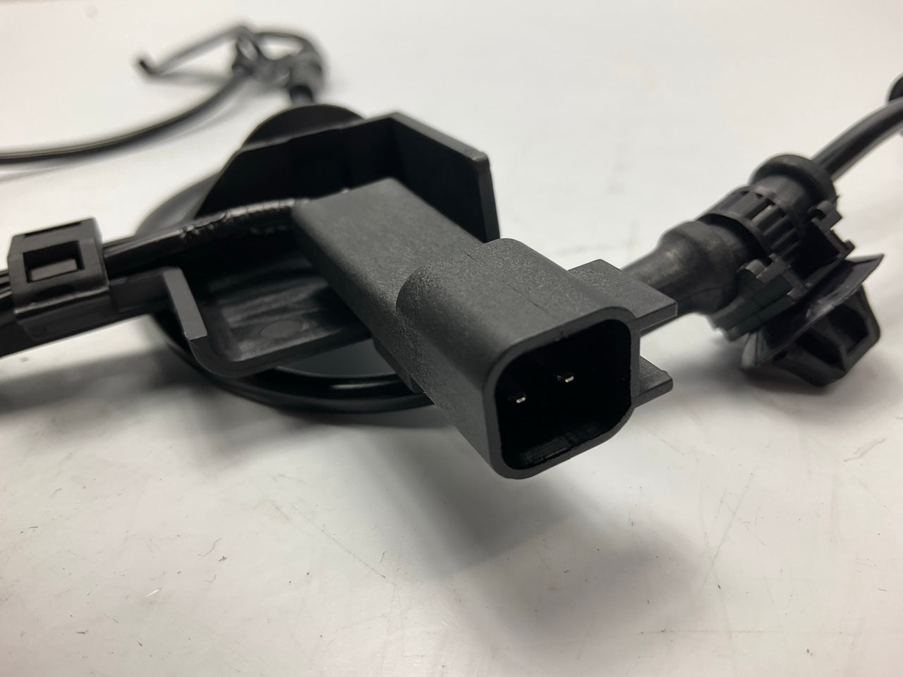 Carquest ARC1474 Front Right Passenger Side ABS Wheel Speed Sensor