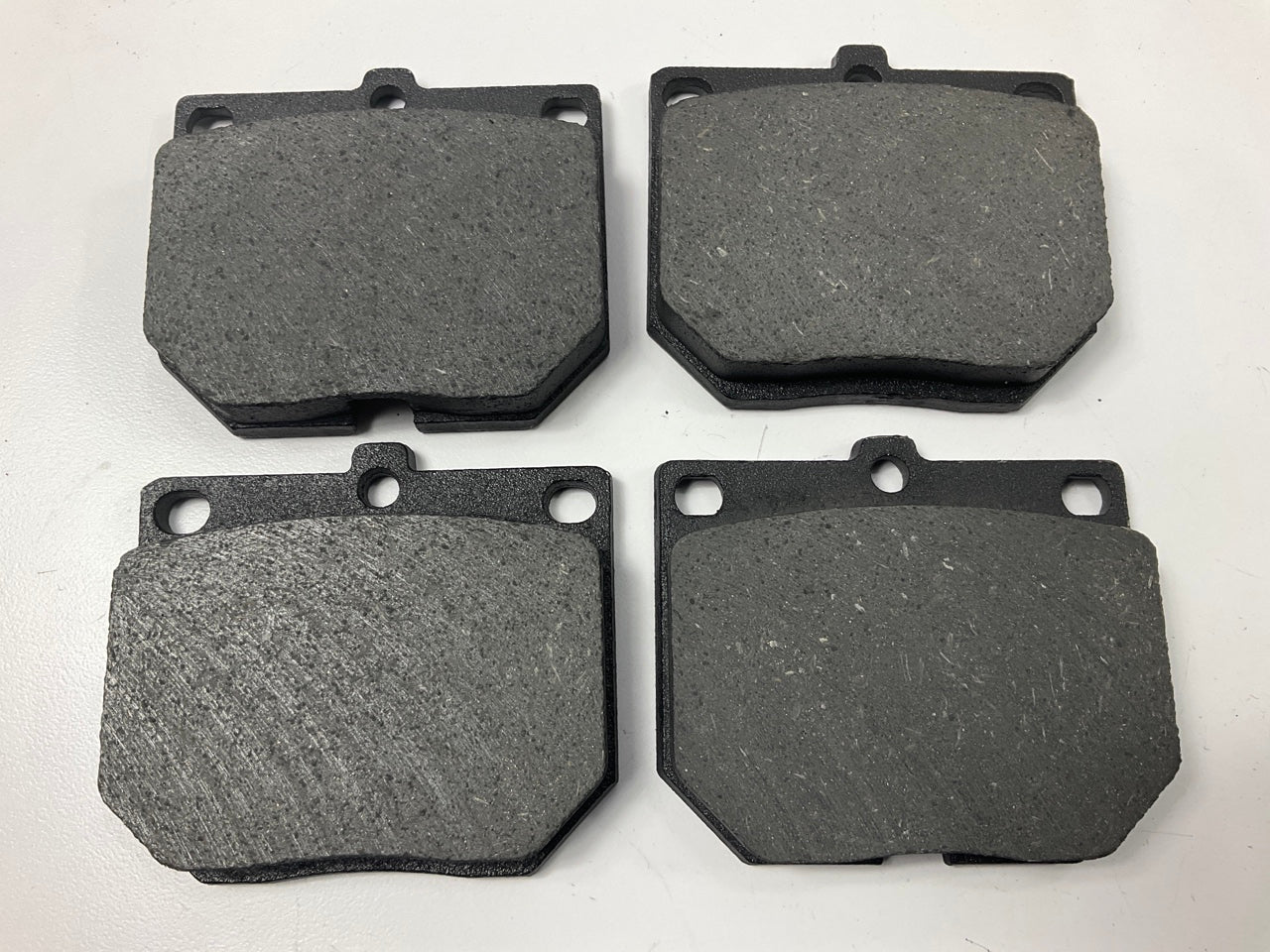 Carquest BD114 Front Brake Pads - 1980-1983 Toyota Pickup RWD (2WD ONLY)