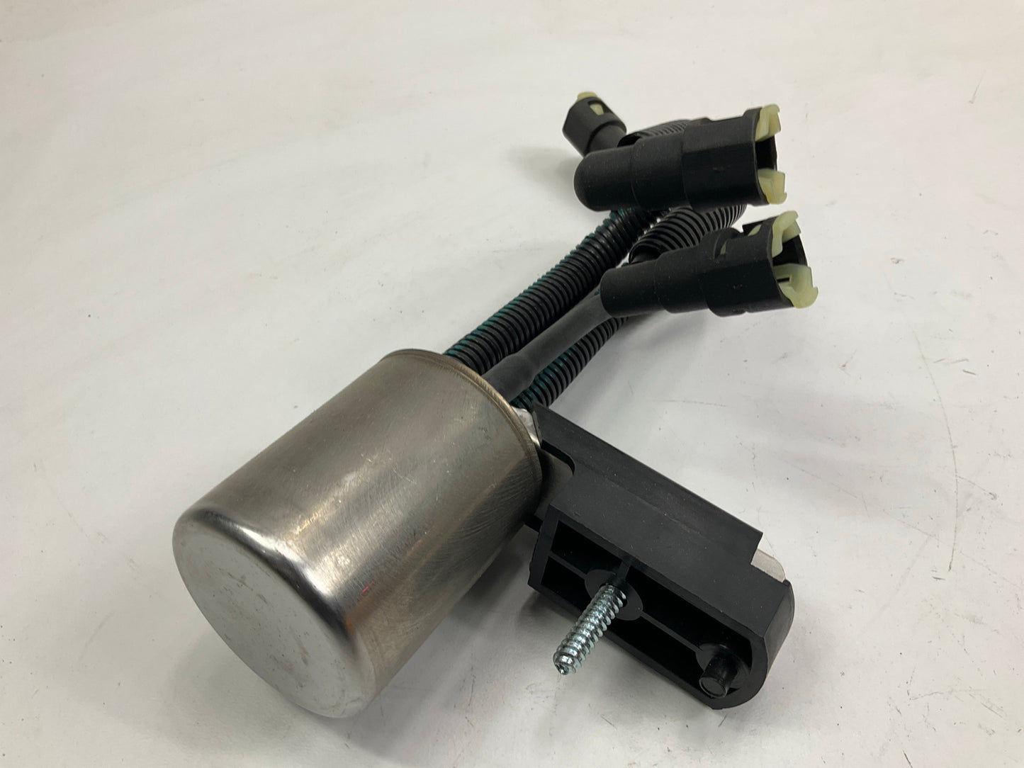 Carquest BG5039 Fuel Filter For 1995-1997 Chrysler Neon