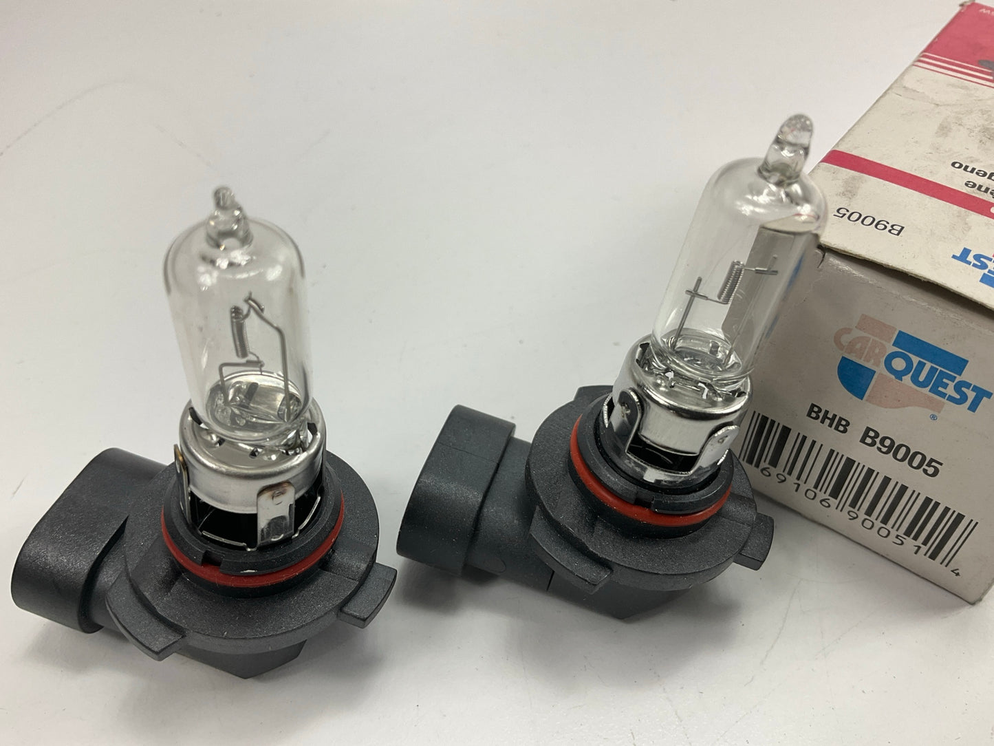 (2) Carquest BHBB9005 12V 65W Halogen # 9005 Light Bulb
