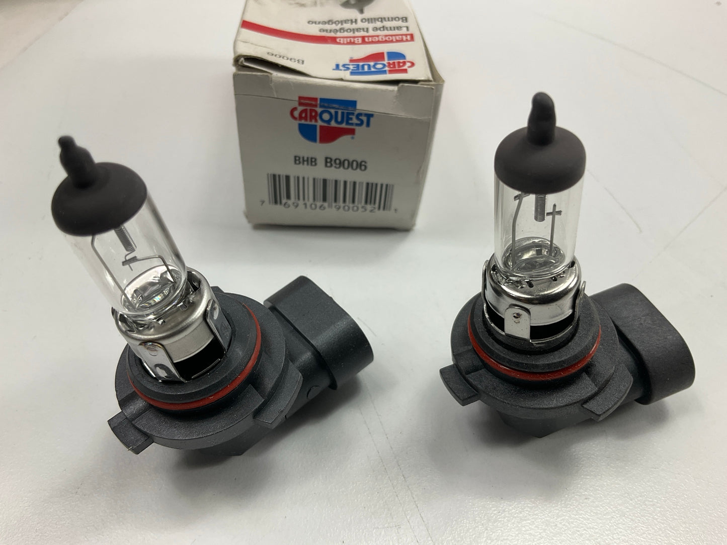 (2) Carquest BHBB9006 Light Bulbs # 9006