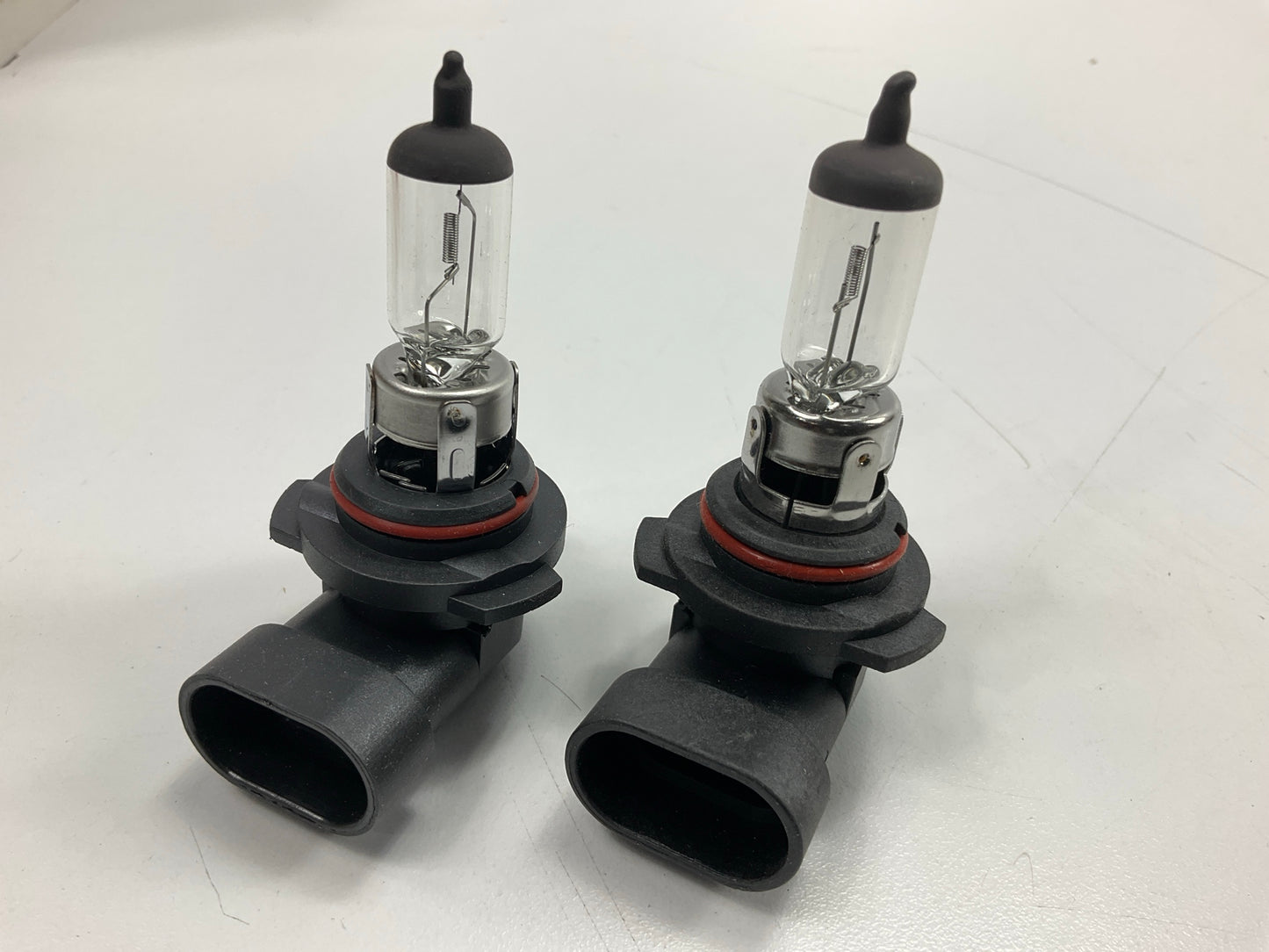 (2) Carquest BHBB9006 Light Bulbs # 9006