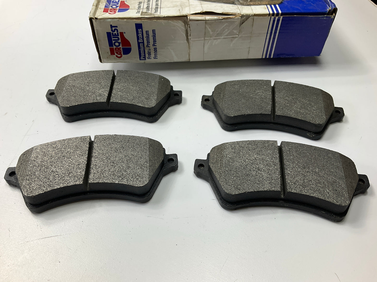 Carquest BMD926 Front Brake Pads For 2002-2005 Land Rover Freelander