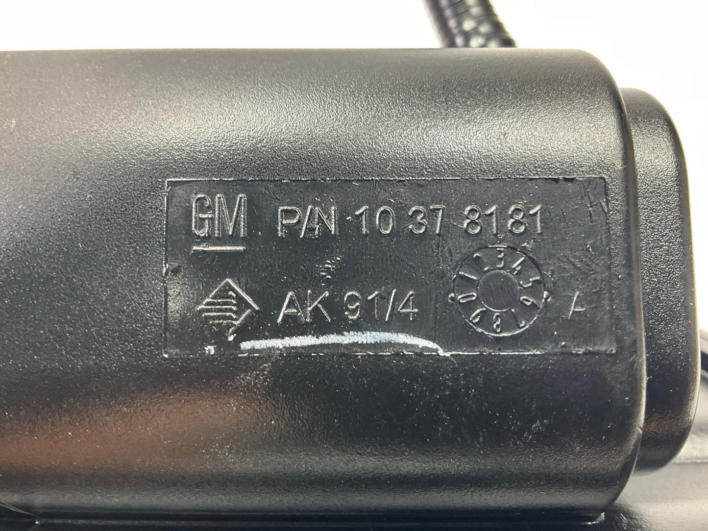 Carquest CPN1676 Charcoal Fuel Vapor Canister OEM GM 10378181 04-08 Chevy Malibu