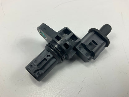 Carquest CSA1367 Engine Camshaft Position Sensor - OEM Mitsubishi # J5T30771