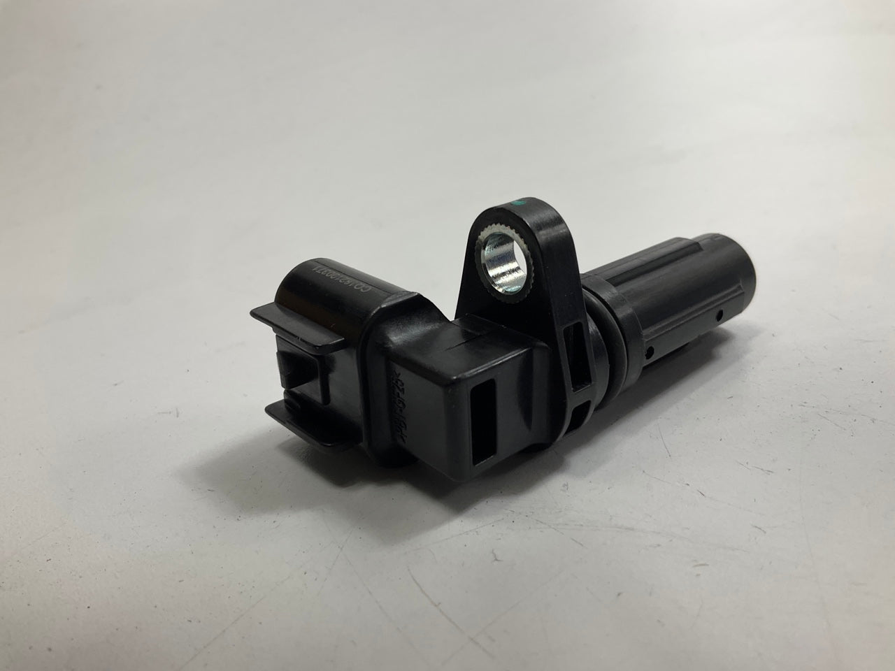 Carquest CSC1035 Engine Camshaft Position Sensor