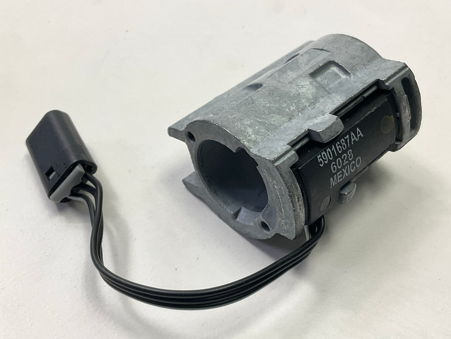 Carquest CSC1314 Ignition Lock Cylinder For 2000-2005 Cavalier, Sunfire