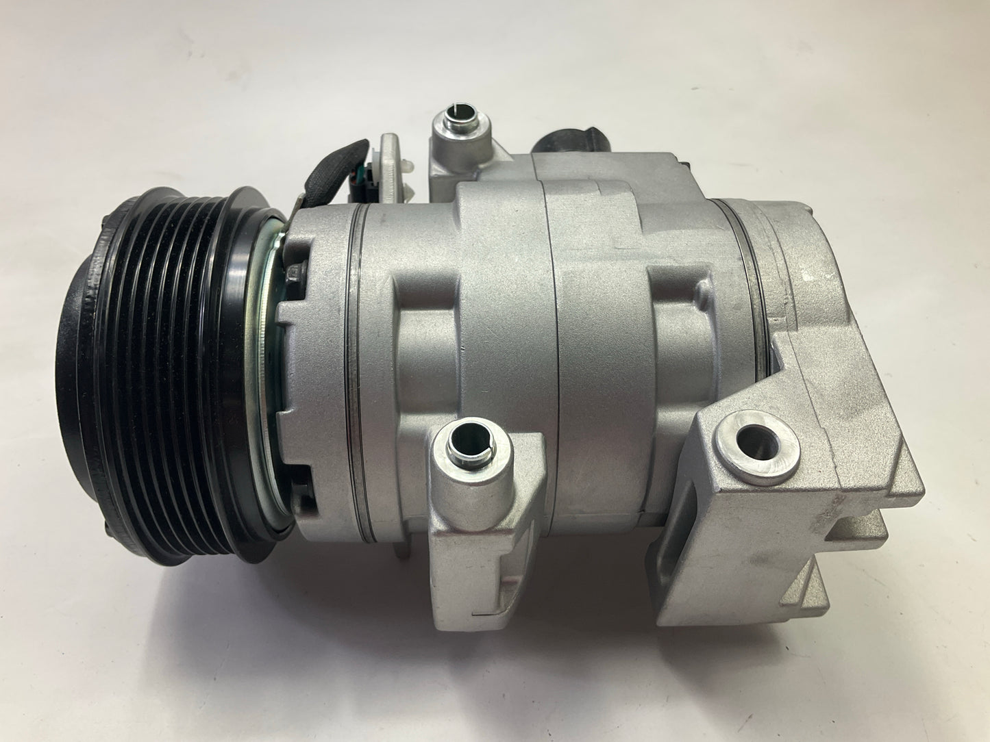 REMAN. Carquest DW167660 A/C Compressor - 2011-2014 Ford F-150 5.0L V8